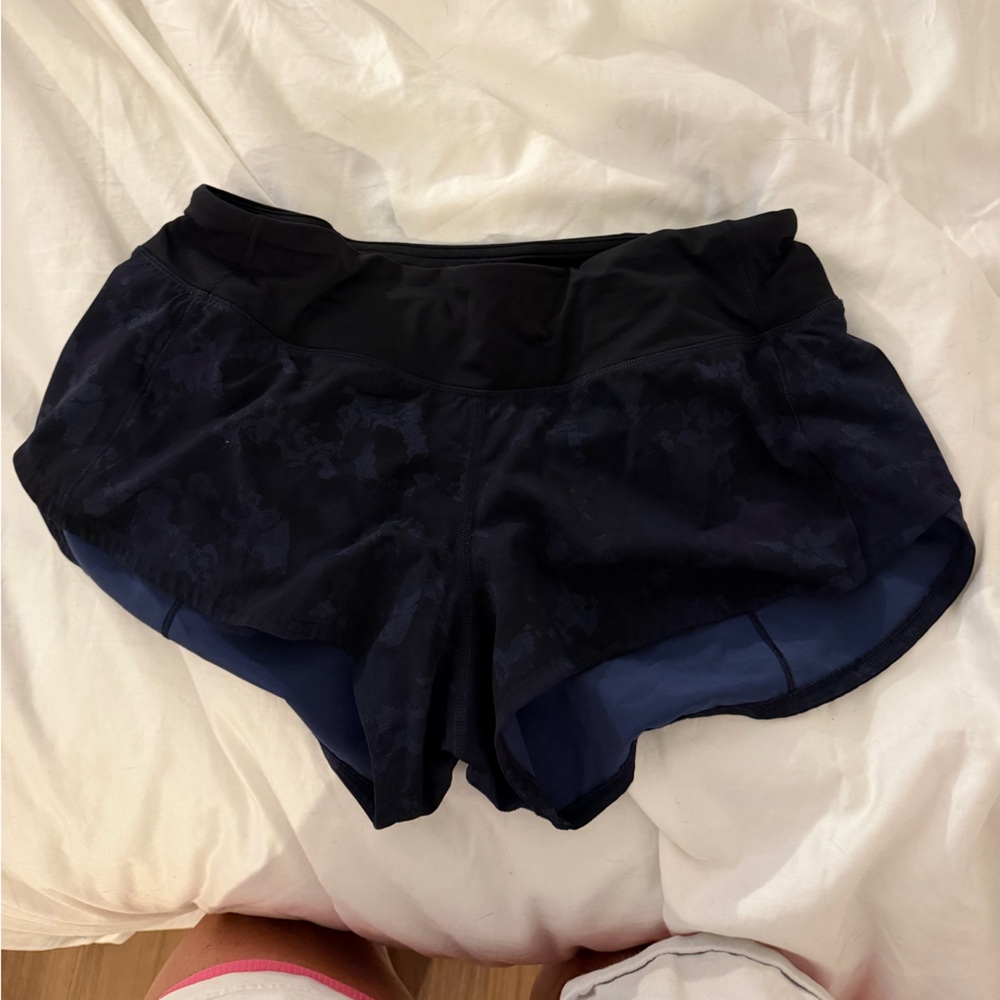 Lululemon Navy 2.5” Speed Up Shorts